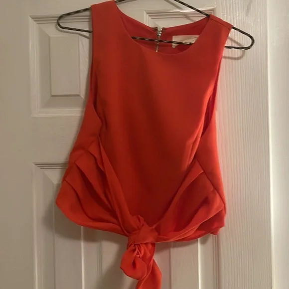J.O.A. Orange crop top with tie - Picture 5 of 6